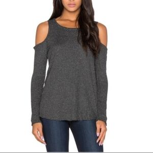 Chaser | Cold Shoulder Thermal Top
